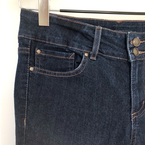 Jessica Simpson Cropped Jeans - Picture 3 of 16